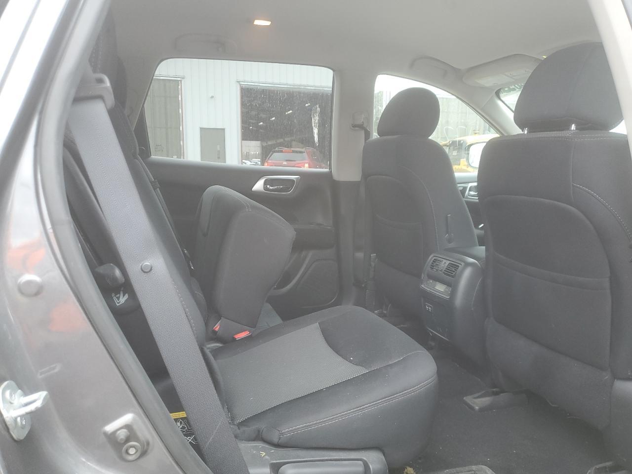 2017 NISSAN PATHFINDER
