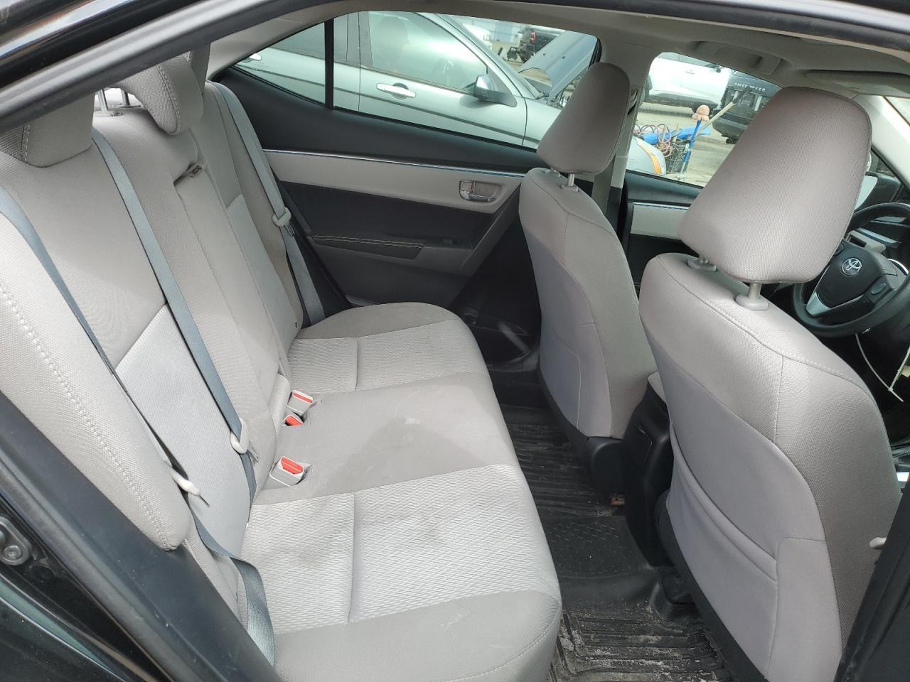 2015 TOYOTA COROLLA