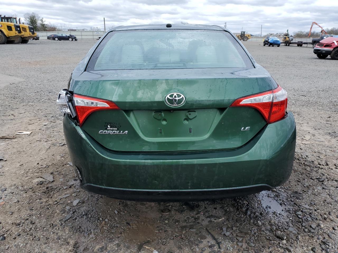 2015 TOYOTA COROLLA
