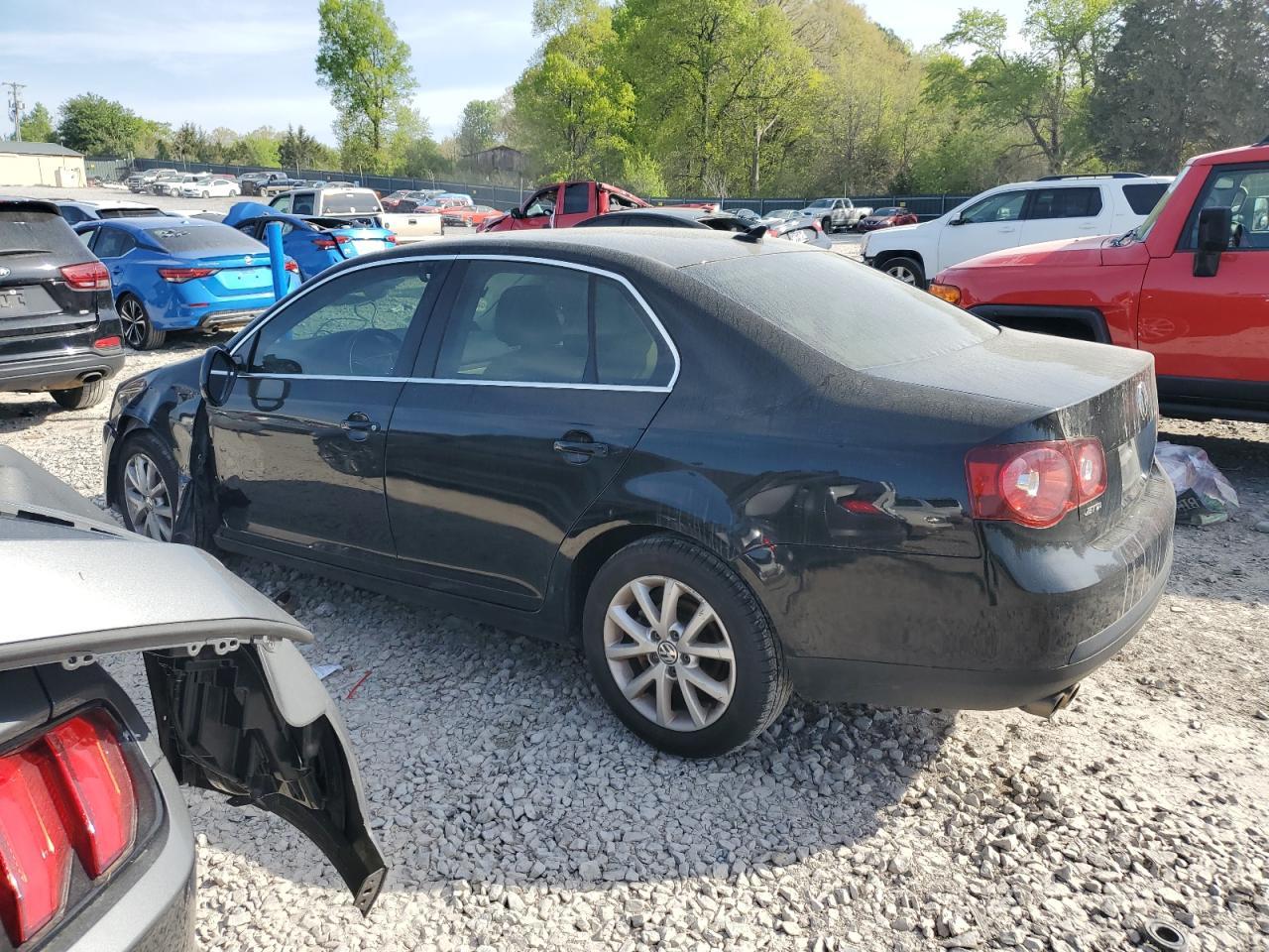2010 VOLKSWAGEN JETTA
