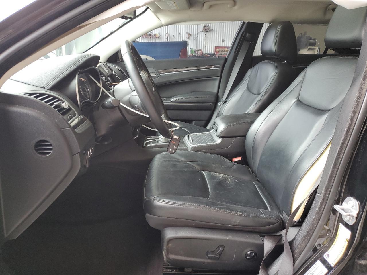 2017 CHRYSLER 300