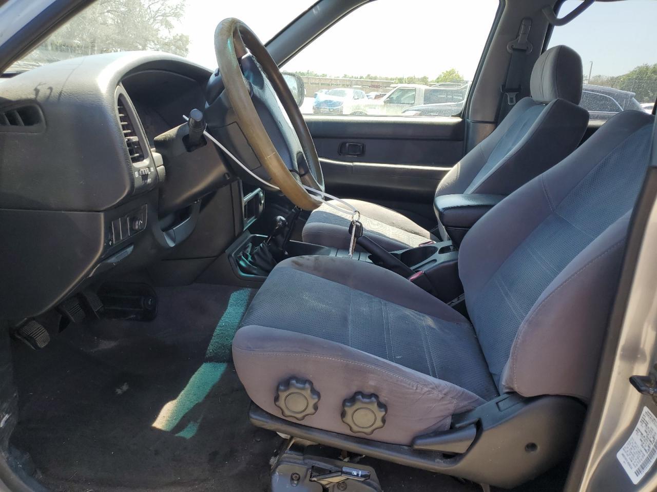 2001 NISSAN PATHFINDER