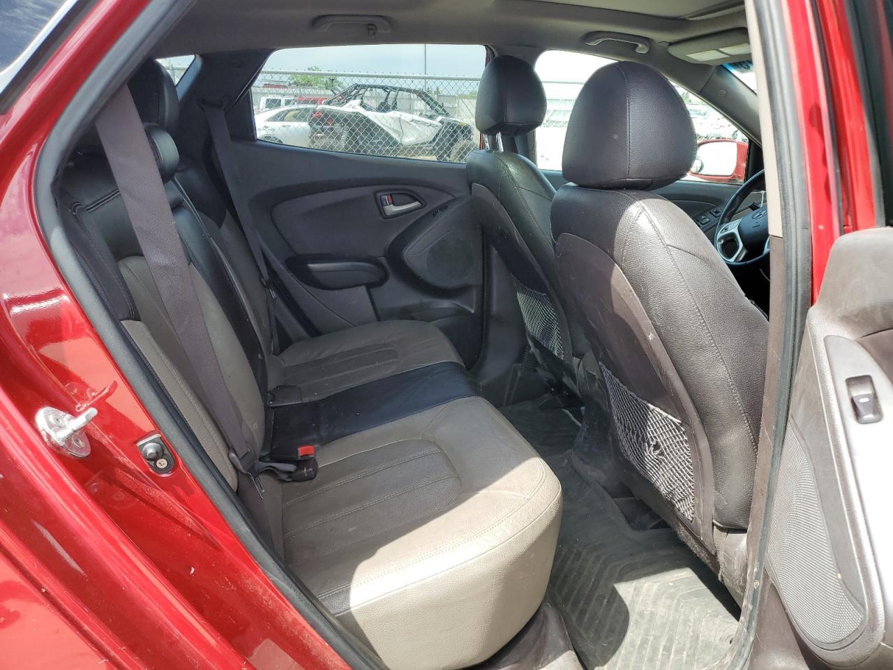 2012 HYUNDAI TUCSON