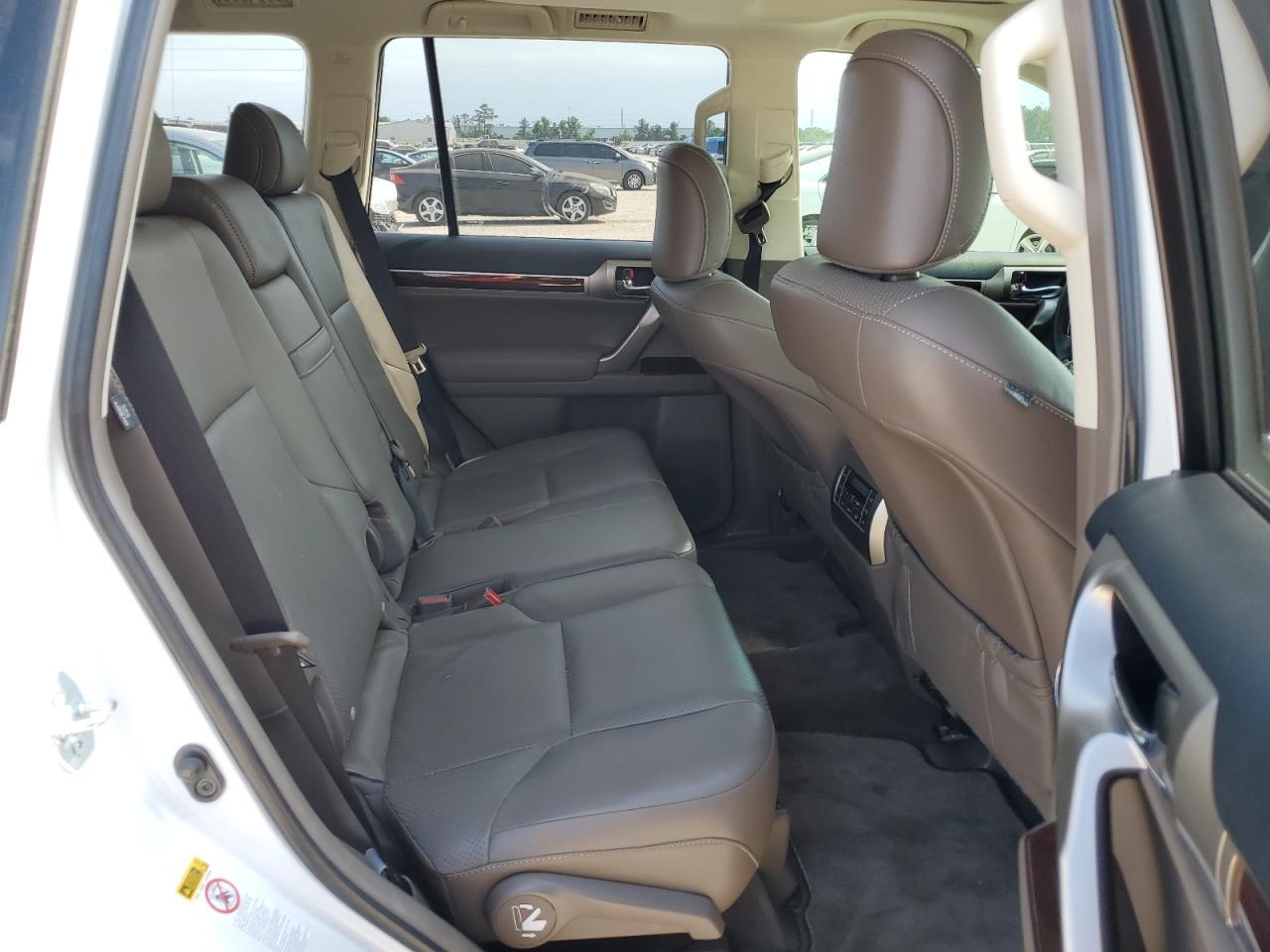 2016 LEXUS Gx