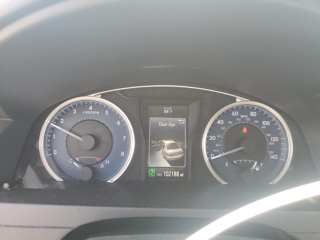 2016 TOYOTA CAMRY
