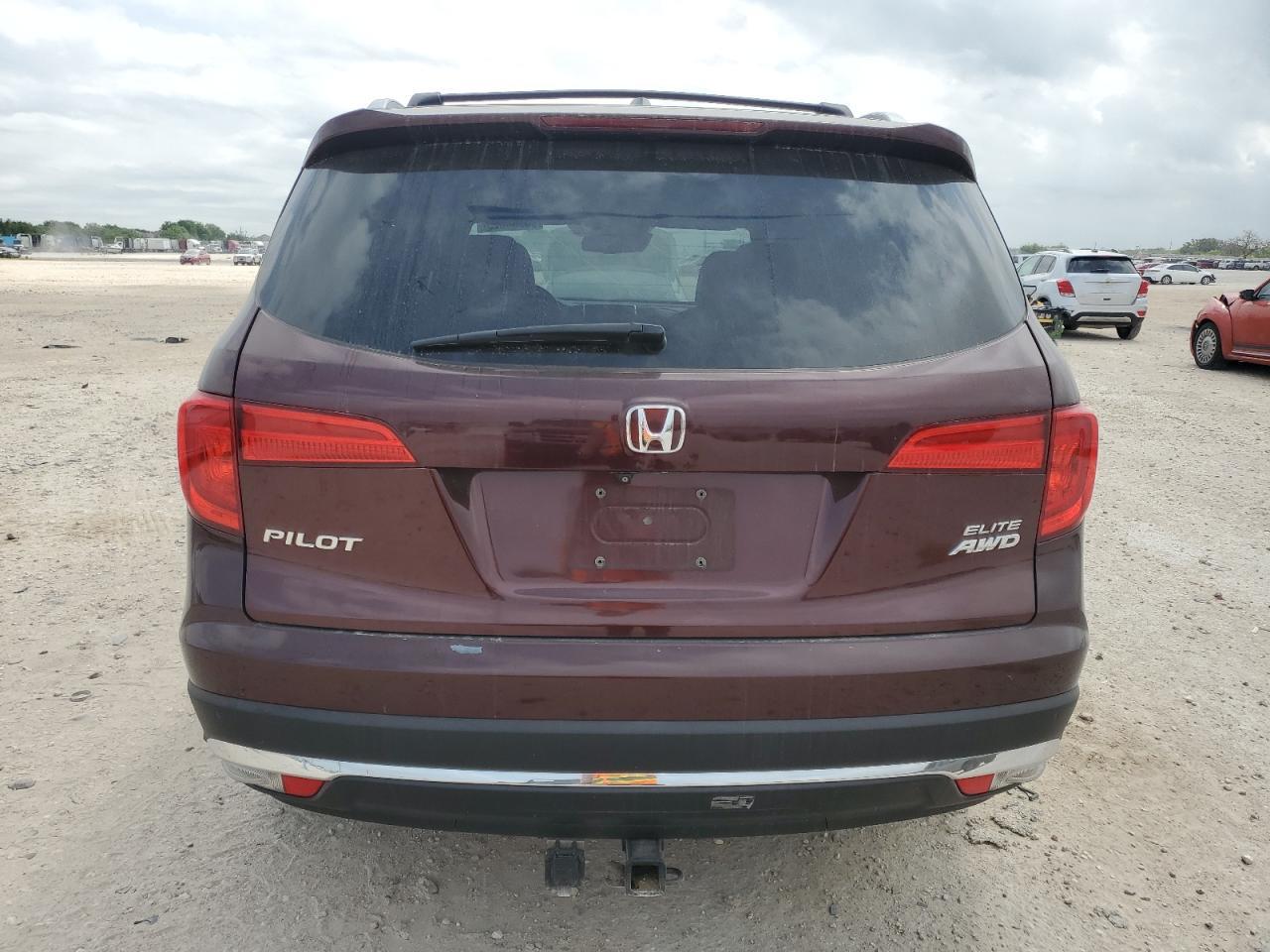 2017 HONDA PILOT