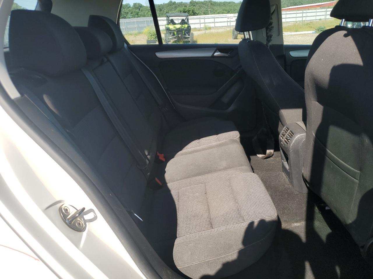 2012 VOLKSWAGEN GOLF