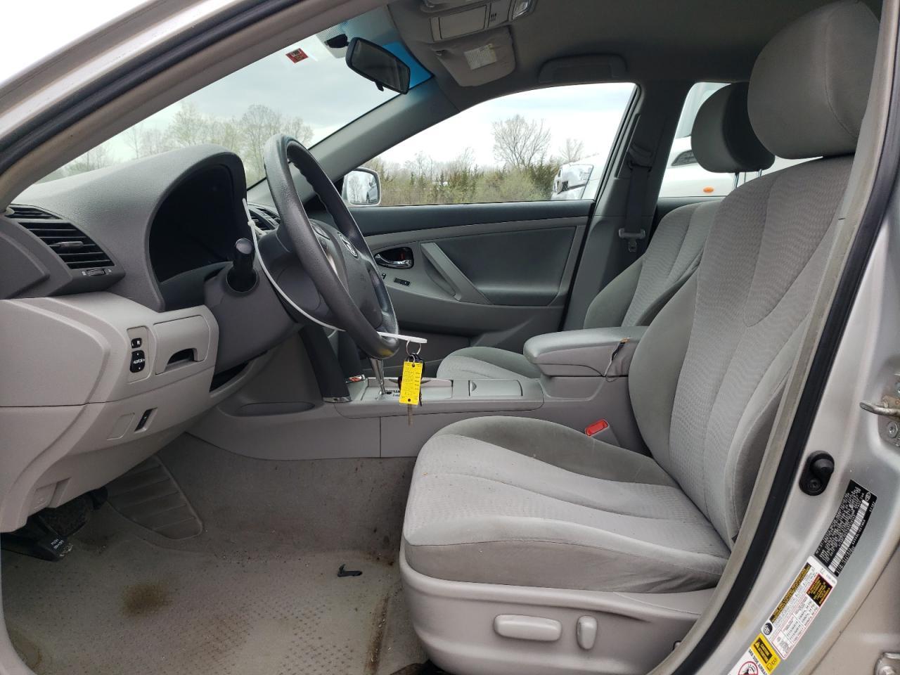 2010 TOYOTA CAMRY
