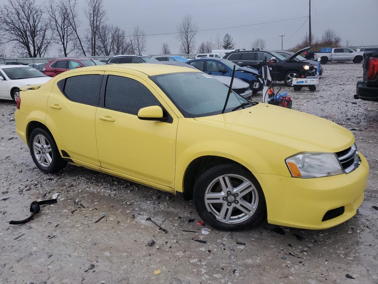2012 DODGE Avenger