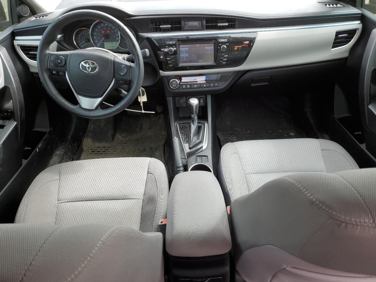 2015 TOYOTA COROLLA