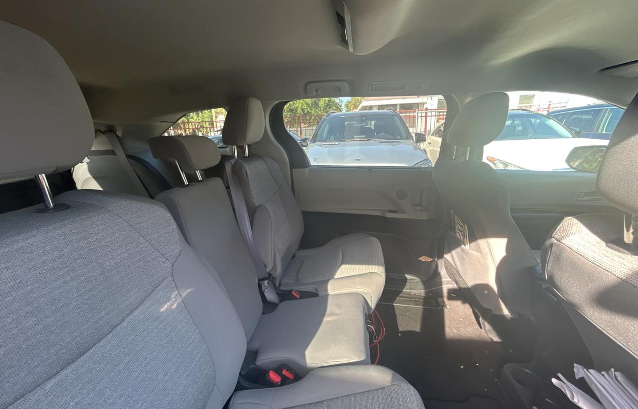 2022 TOYOTA SIENNA
