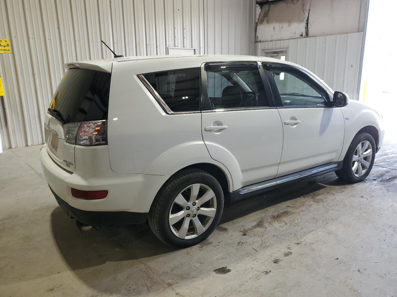 2012 MITSUBISHI outlander