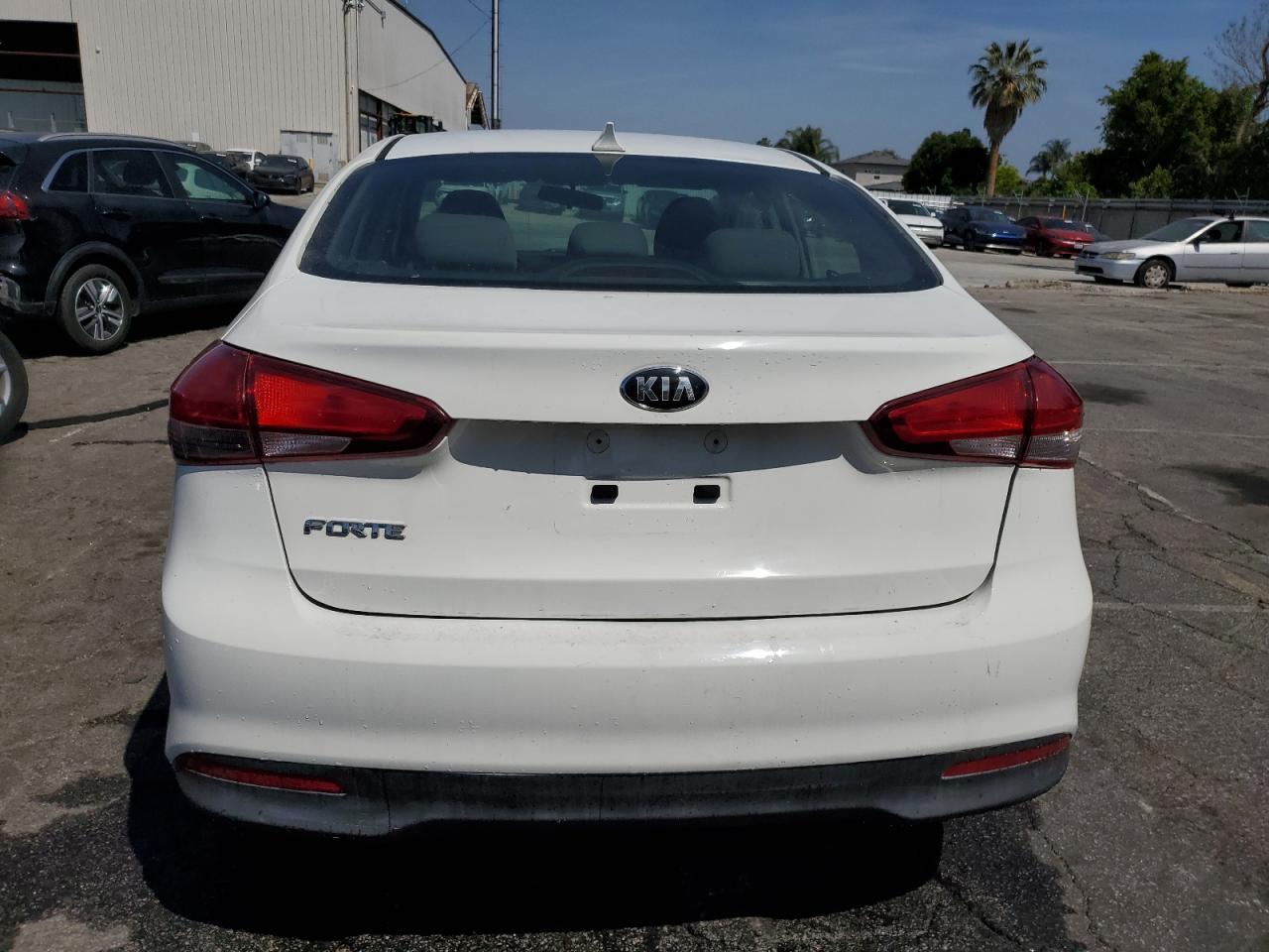 2017 KIA FORTE