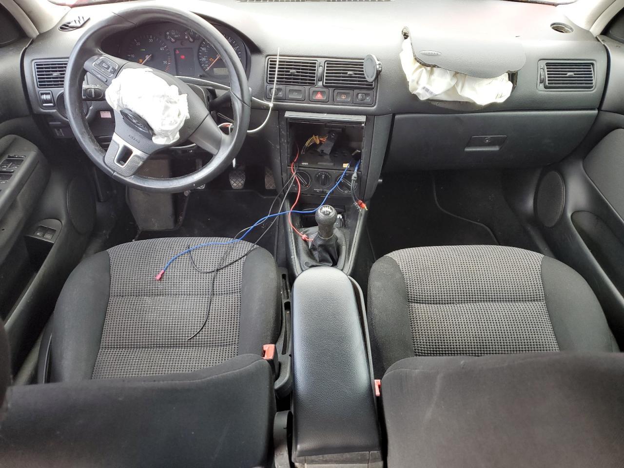 2005 VOLKSWAGEN GOLF