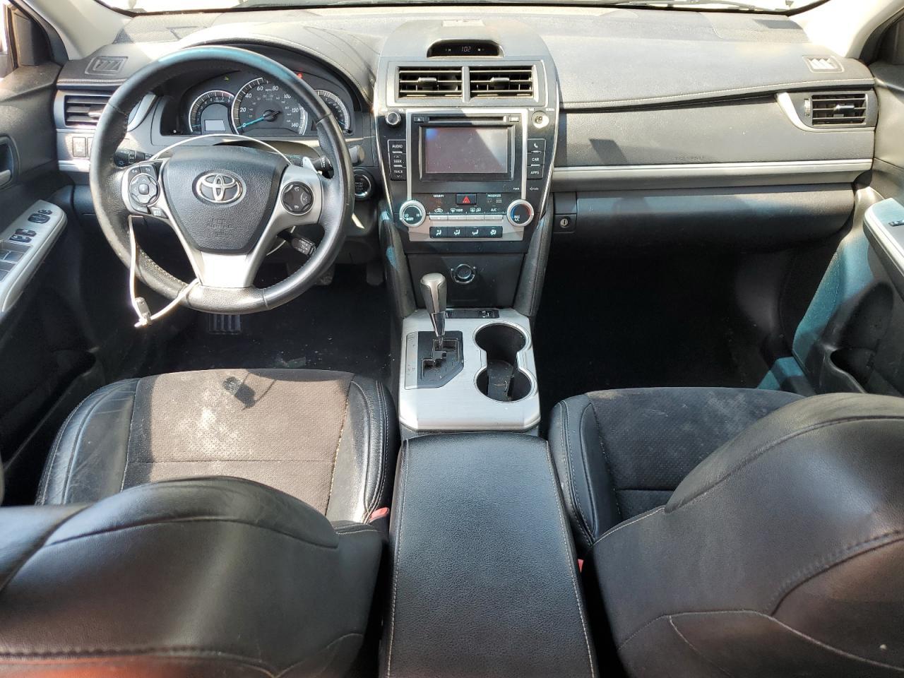 2014 TOYOTA CAMRY