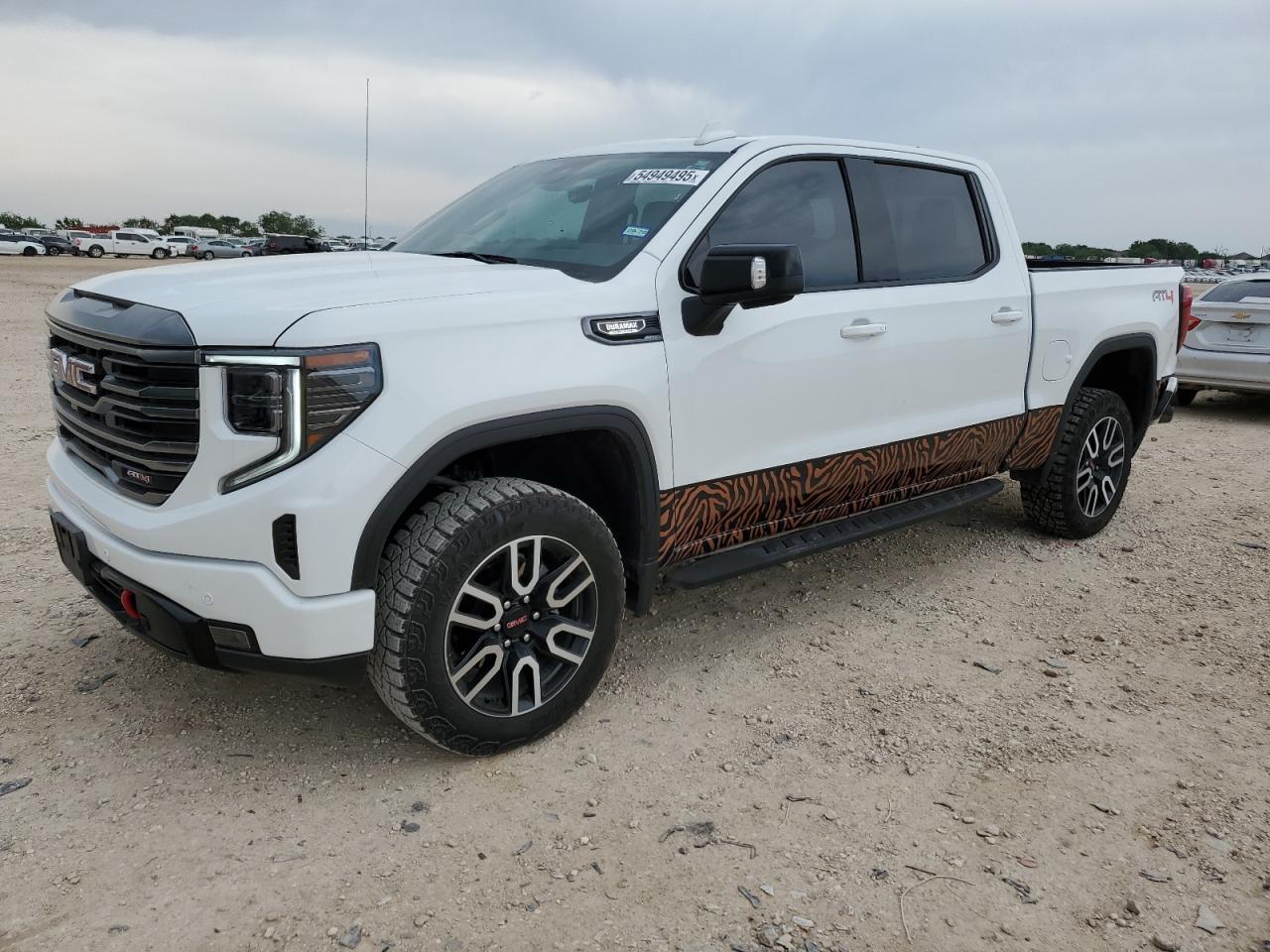 2024 GMC Sierra