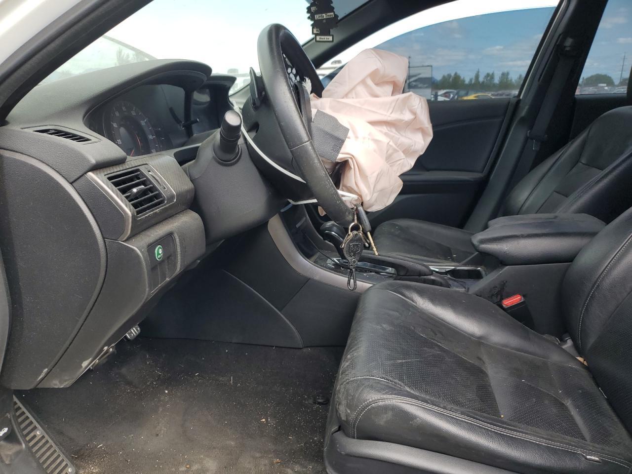 2016 HONDA ACCORD