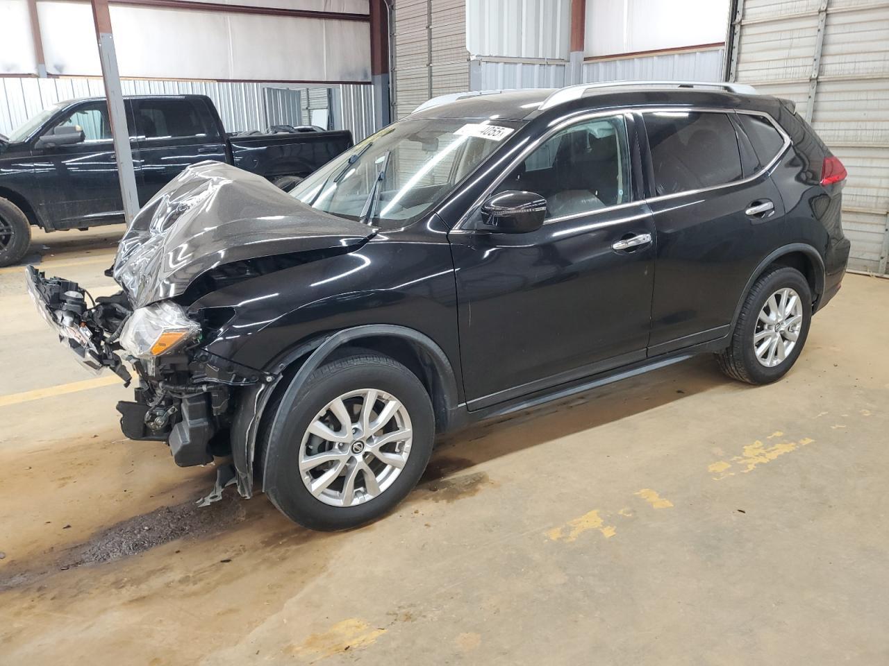2017 NISSAN ROGUE