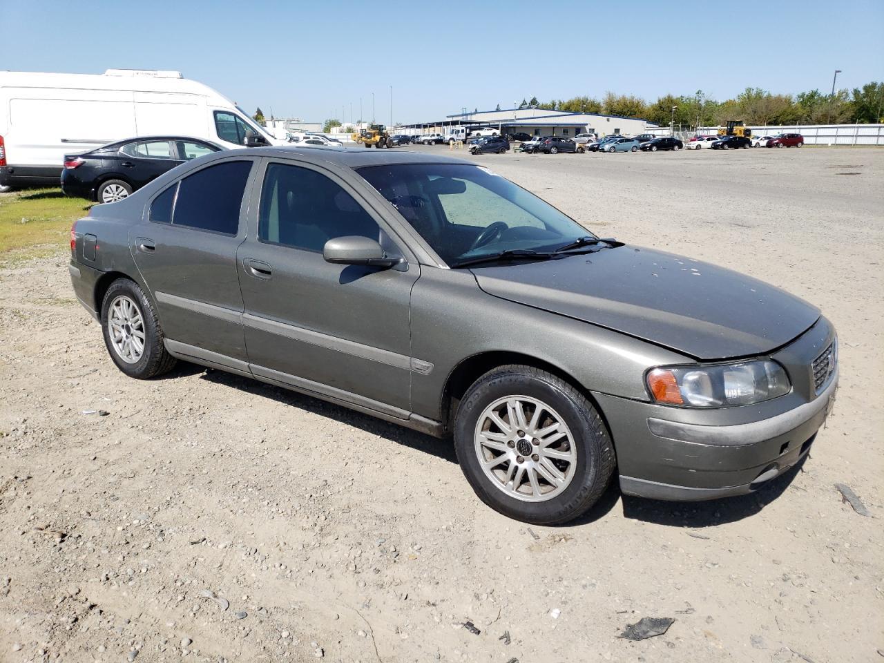 2004 VOLVO S60
