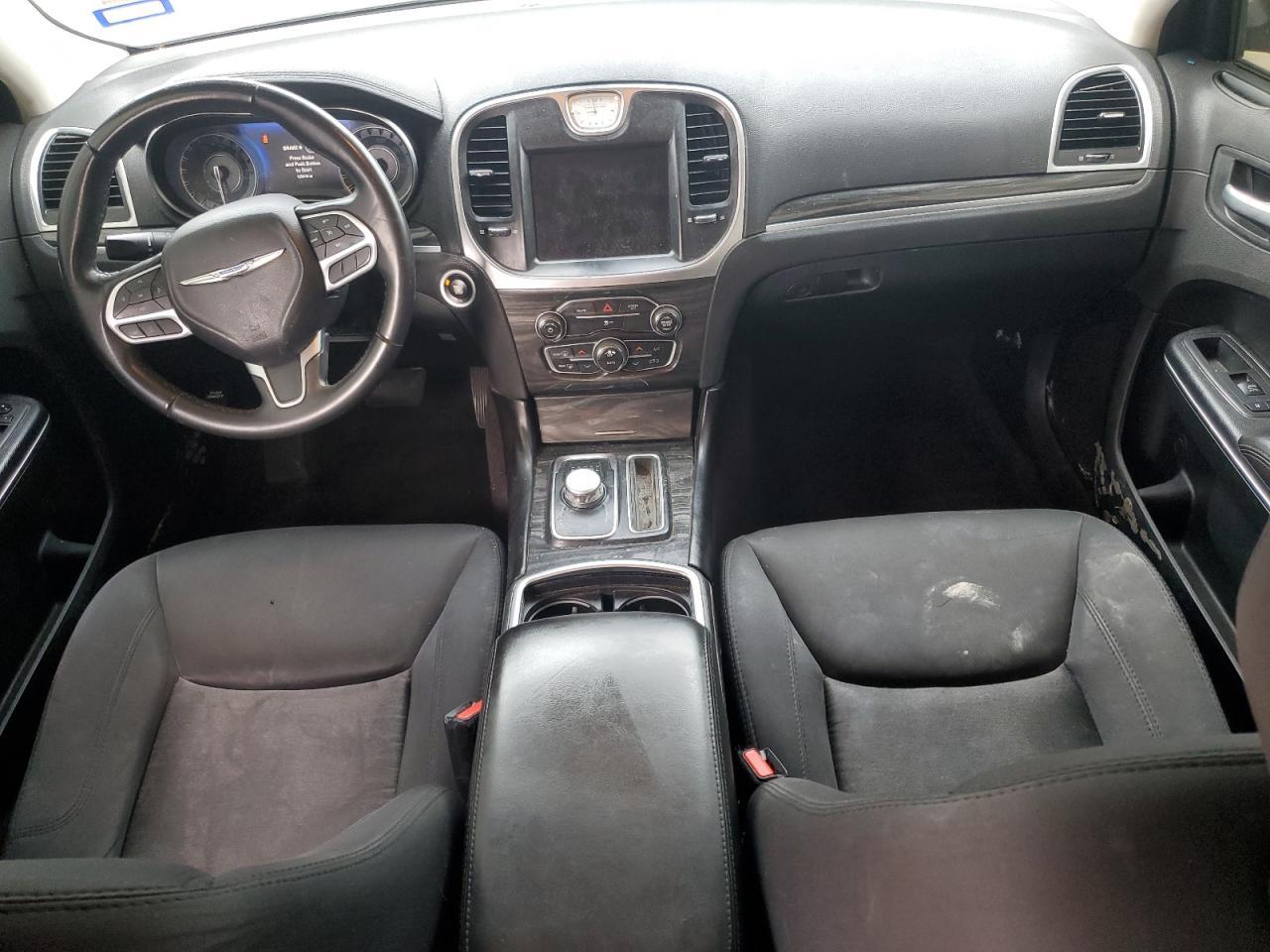 2018 CHRYSLER 300