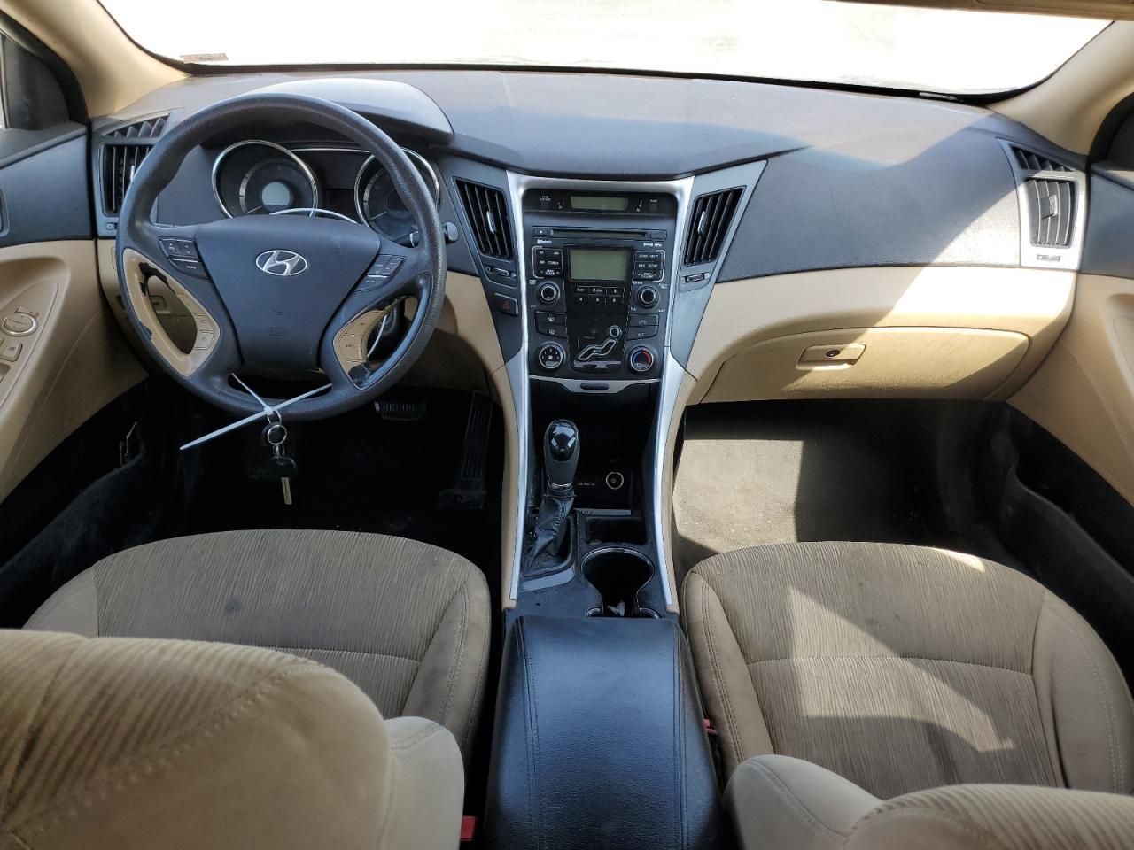 2011 HYUNDAI SONATA