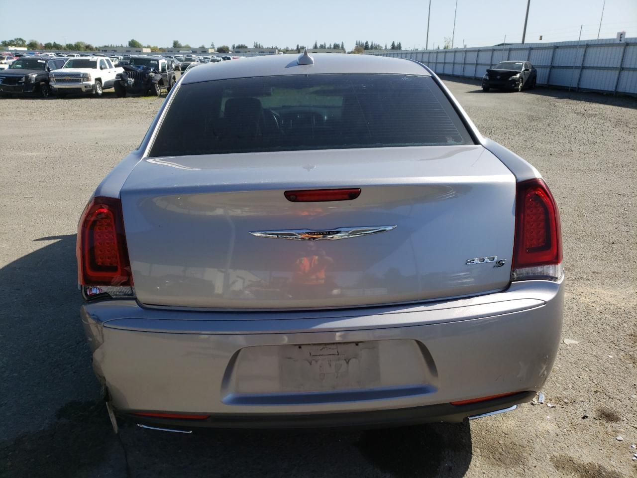 2015 CHRYSLER 300