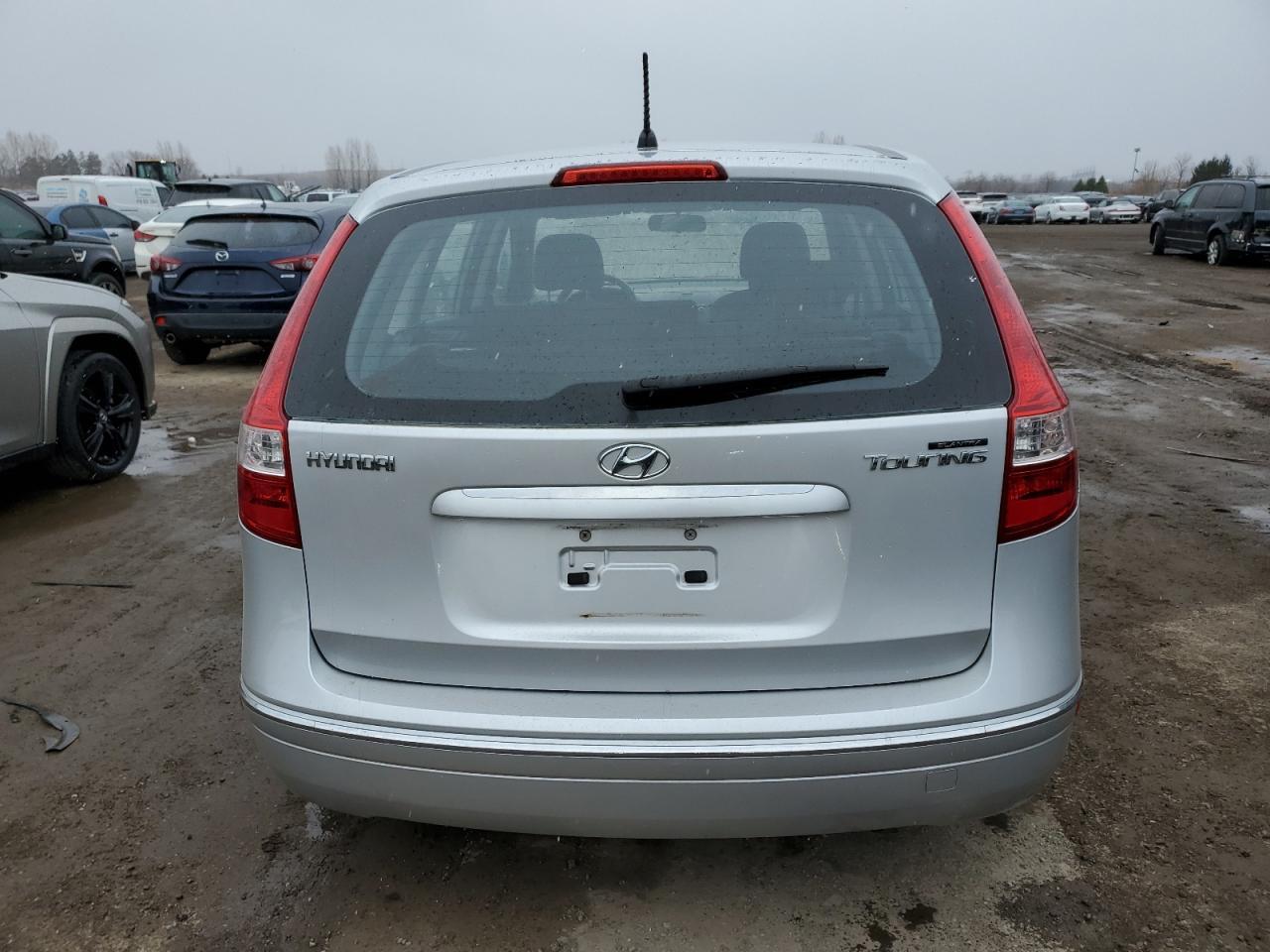 2011 HYUNDAI ELANTRA