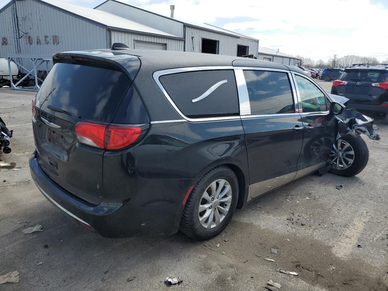 2019 CHRYSLER Pacifica