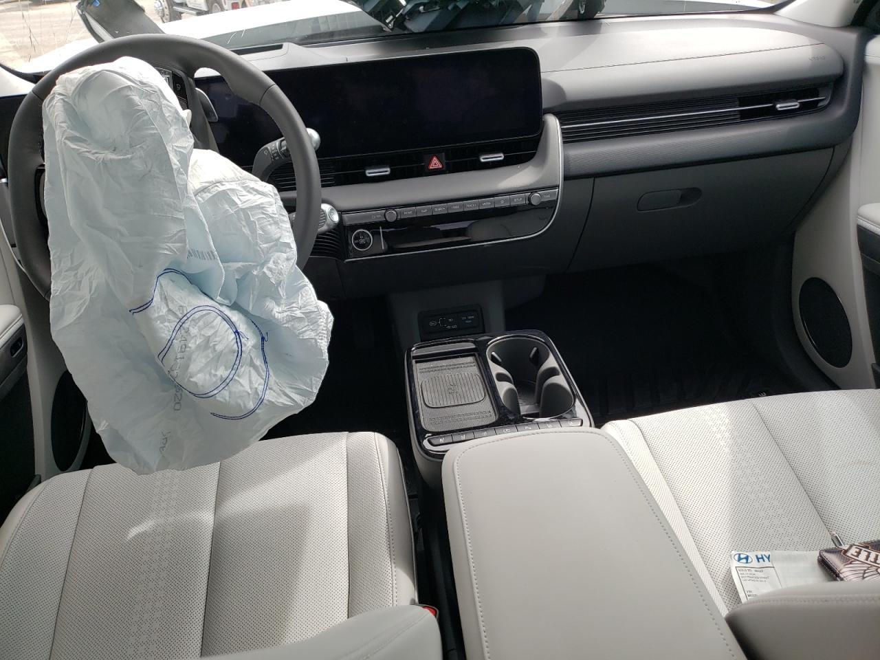 2025 HYUNDAI Ioniq