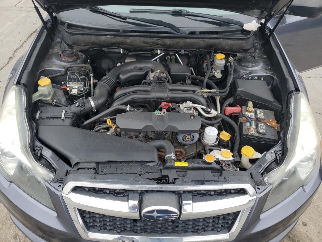 2014 SUBARU Legacy