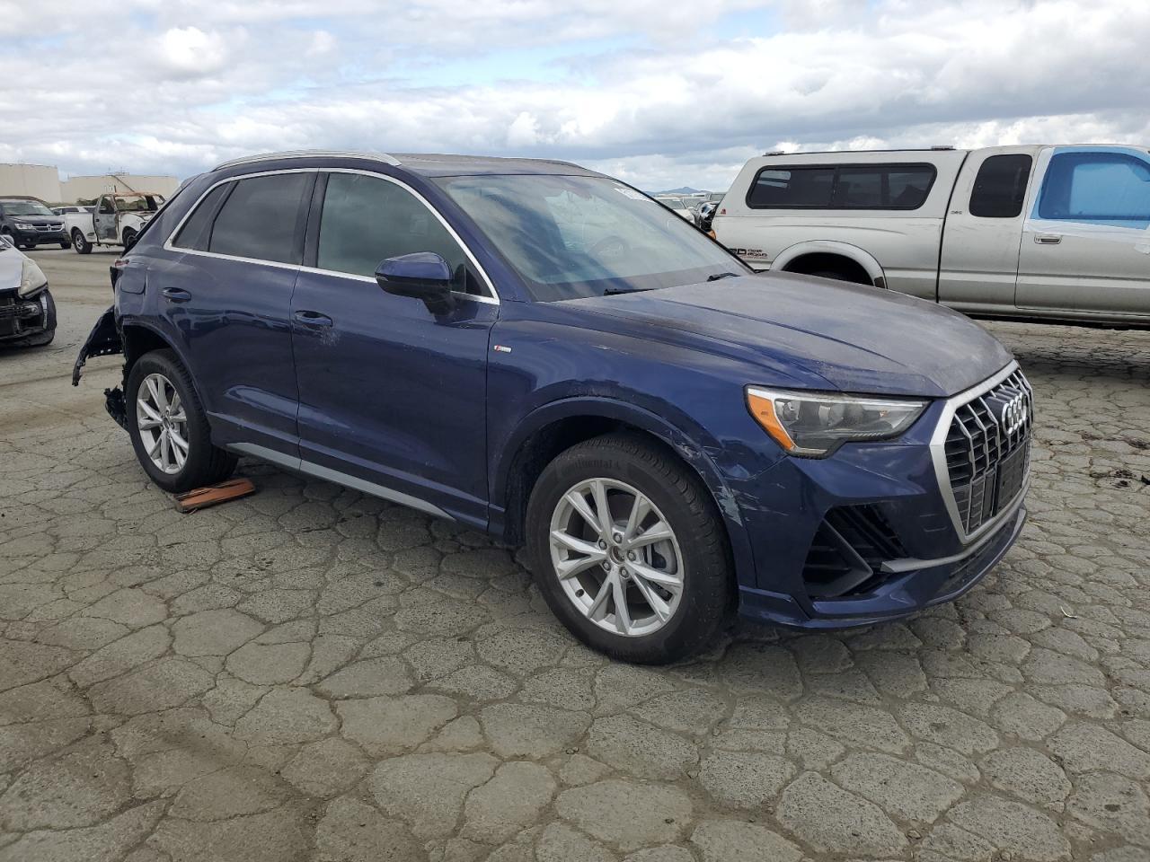2021 AUDI Q3