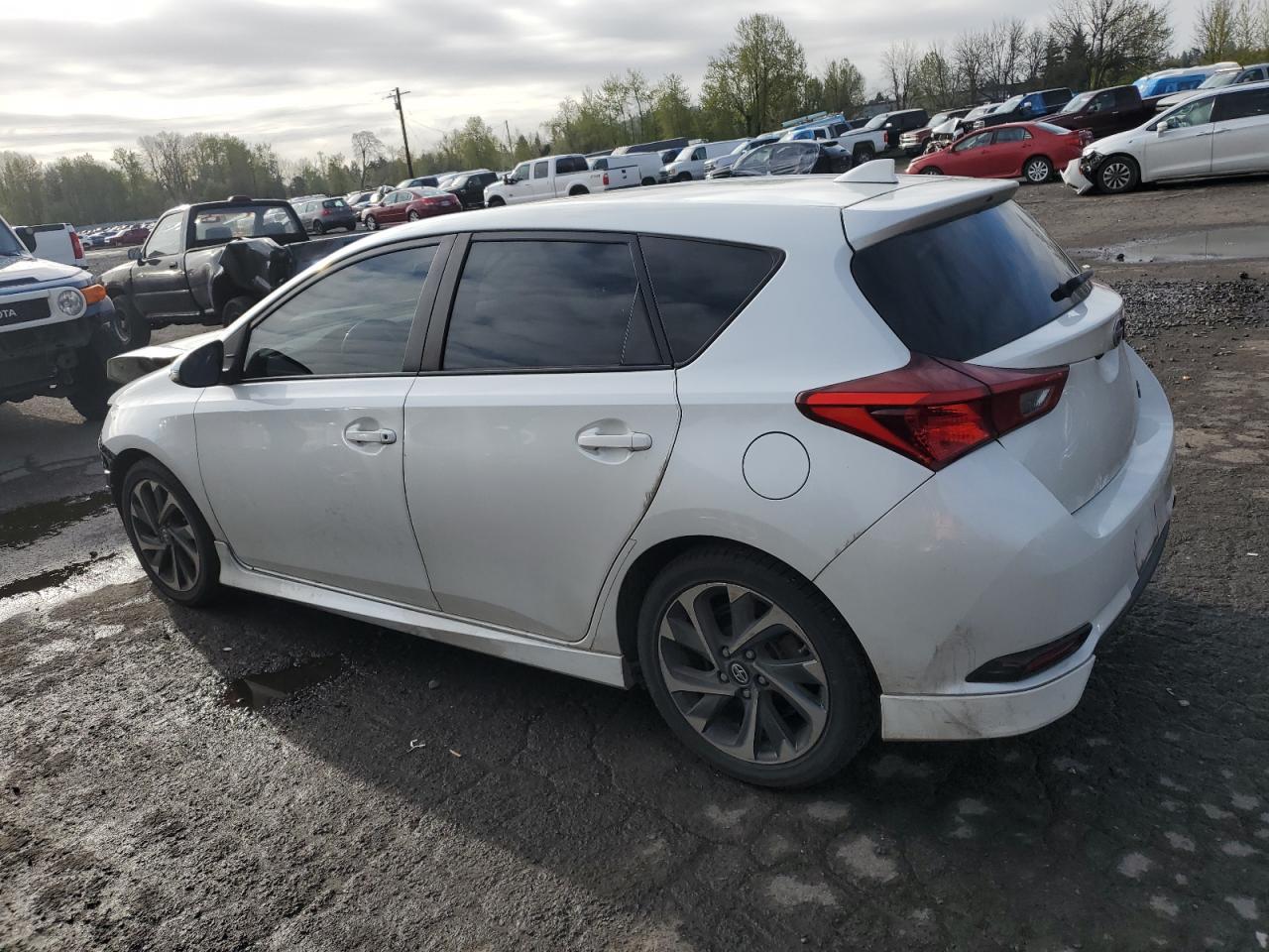 2016 TOYOTA SCION