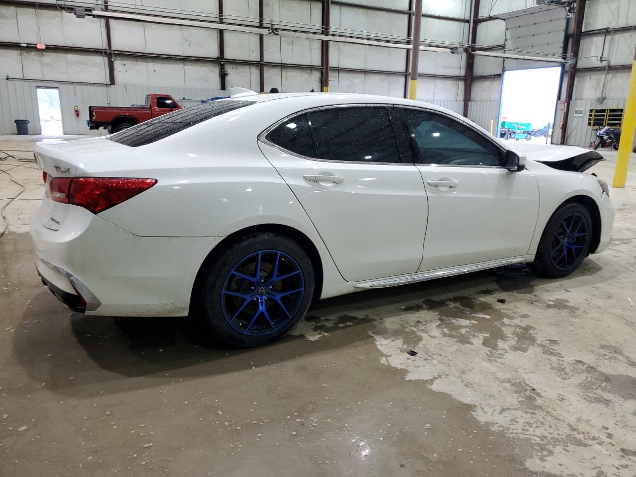 2018 ACURA TLX