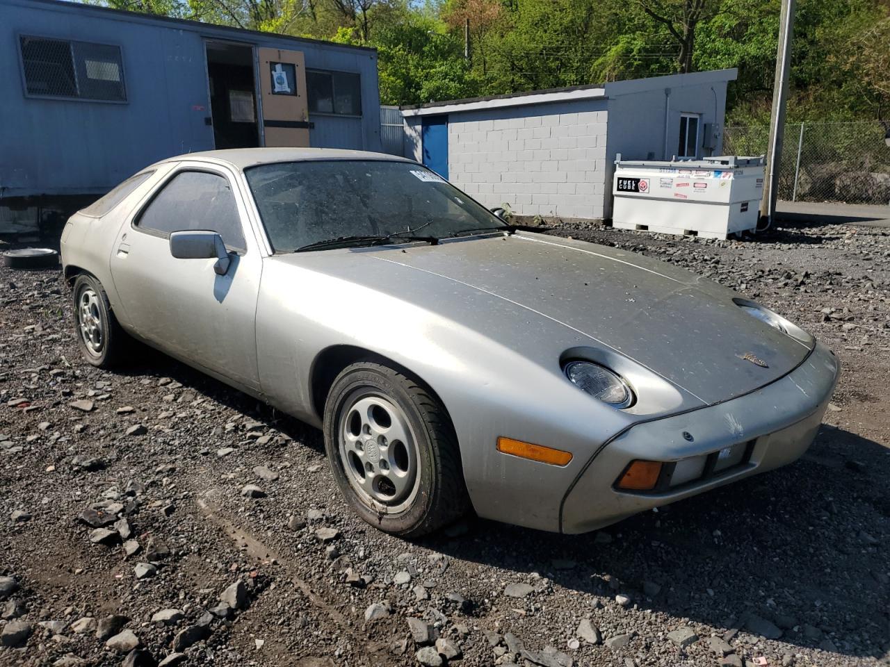 1986 PORSCHE 928