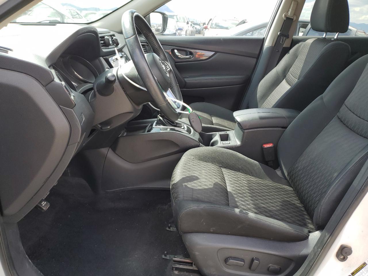 2017 NISSAN ROGUE