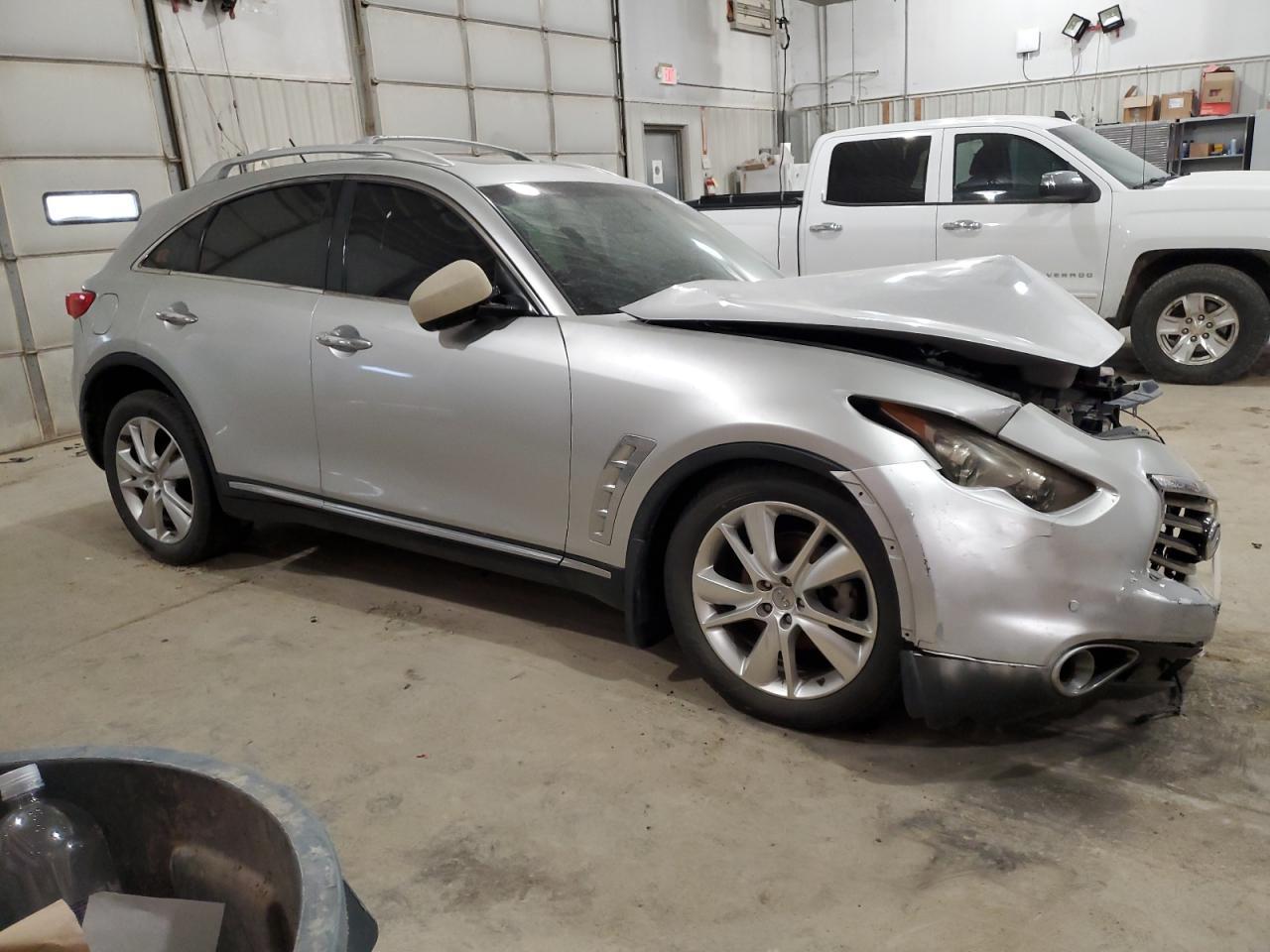 2012 INFINITI FX35