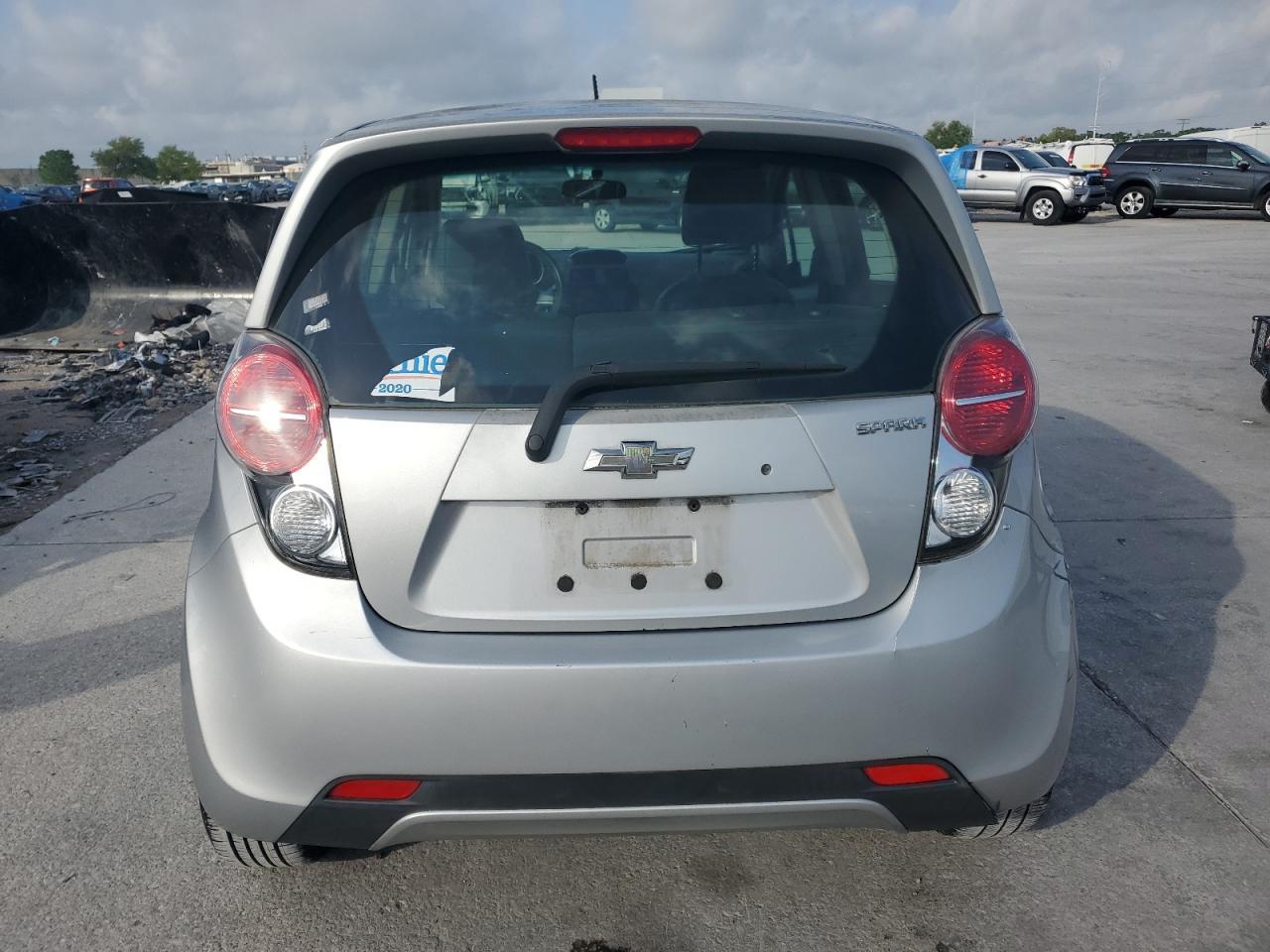 2015 CHEVROLET Spark
