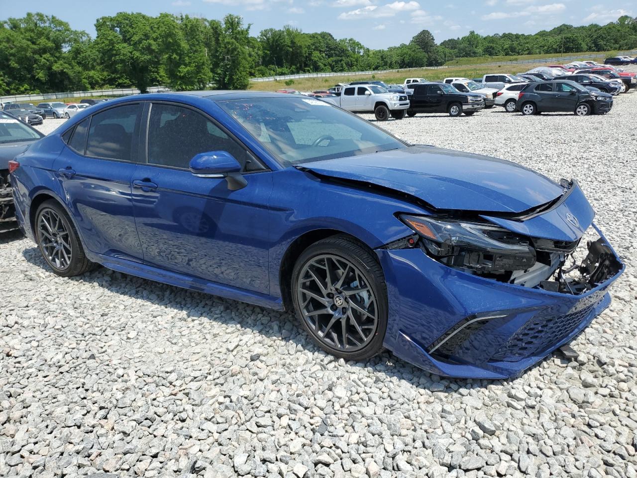 2025 TOYOTA CAMRY