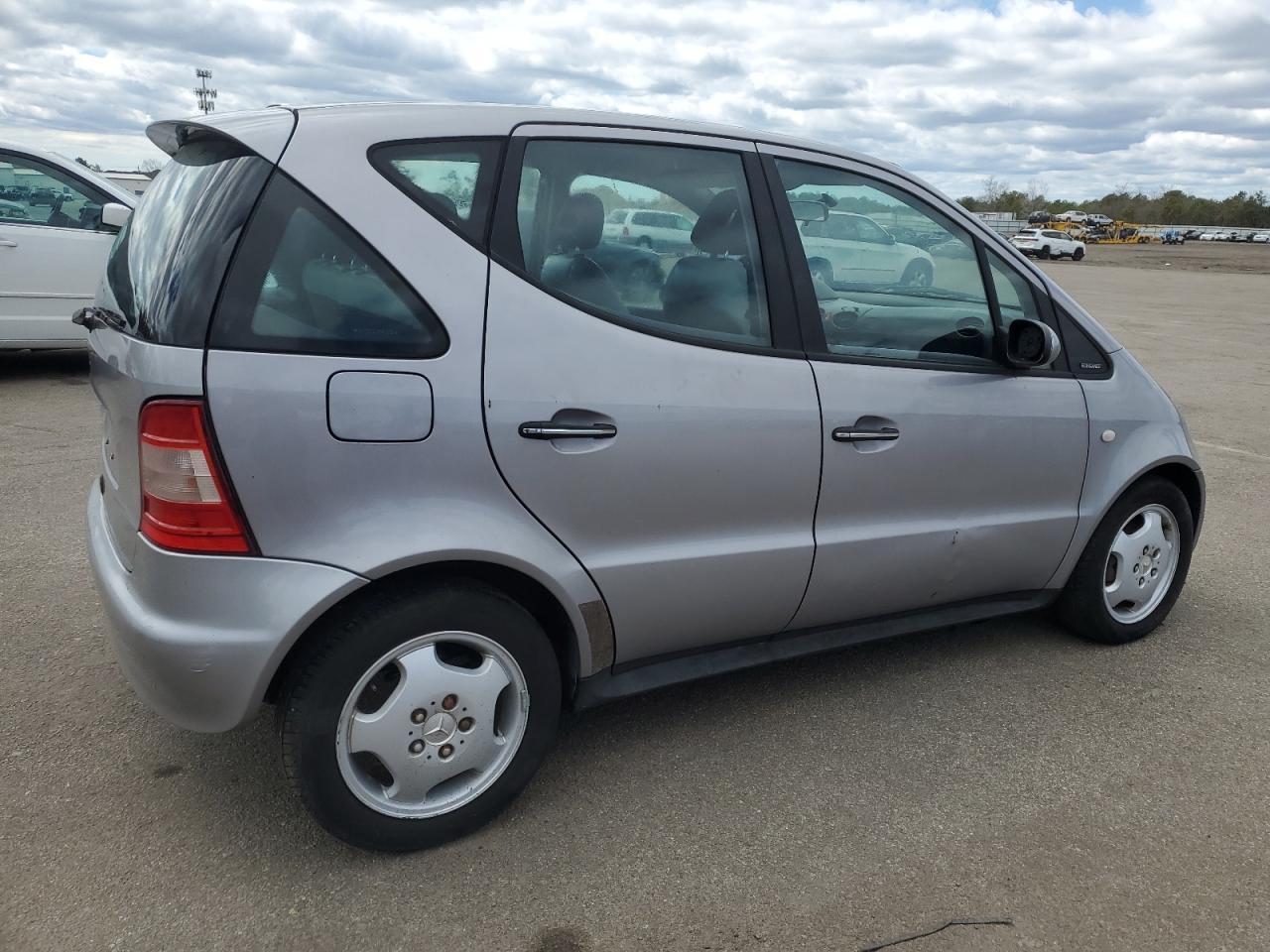 2000 MERCEDES-BENZ