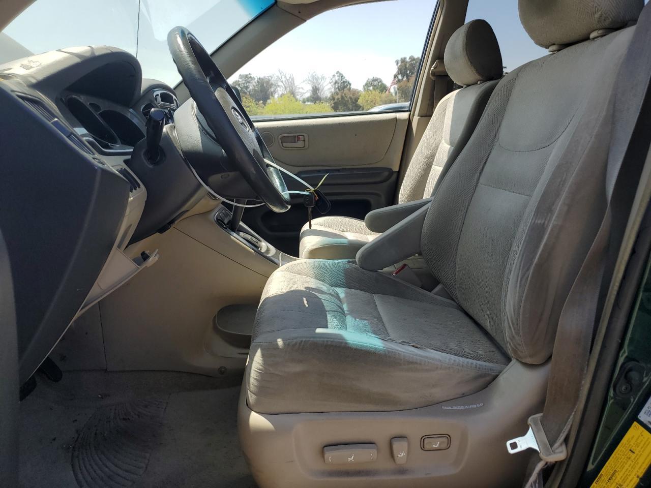 2003 TOYOTA HIGHLANDER