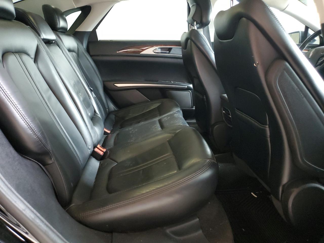 2016 LINCOLN MKZ