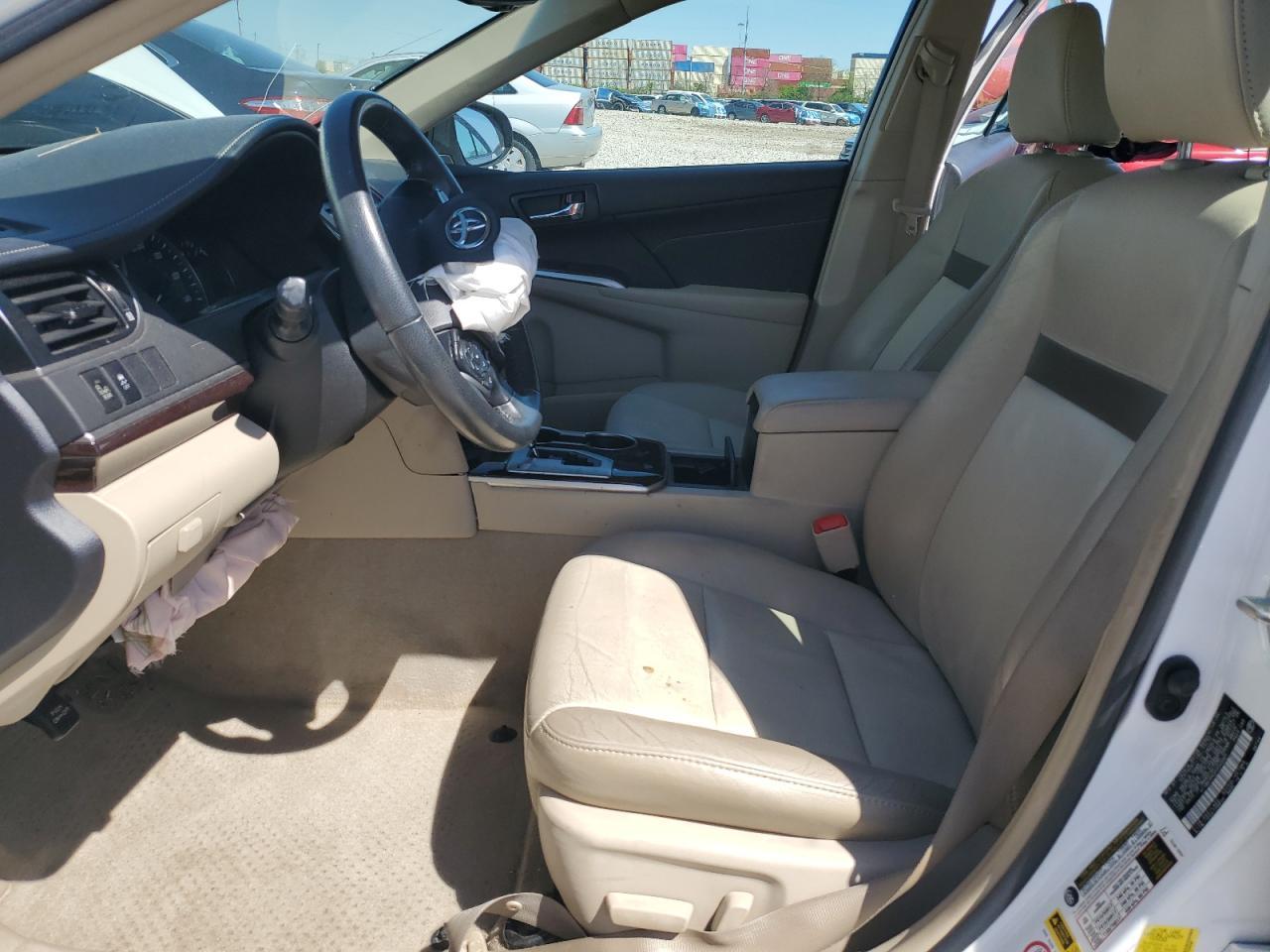 2014 TOYOTA CAMRY