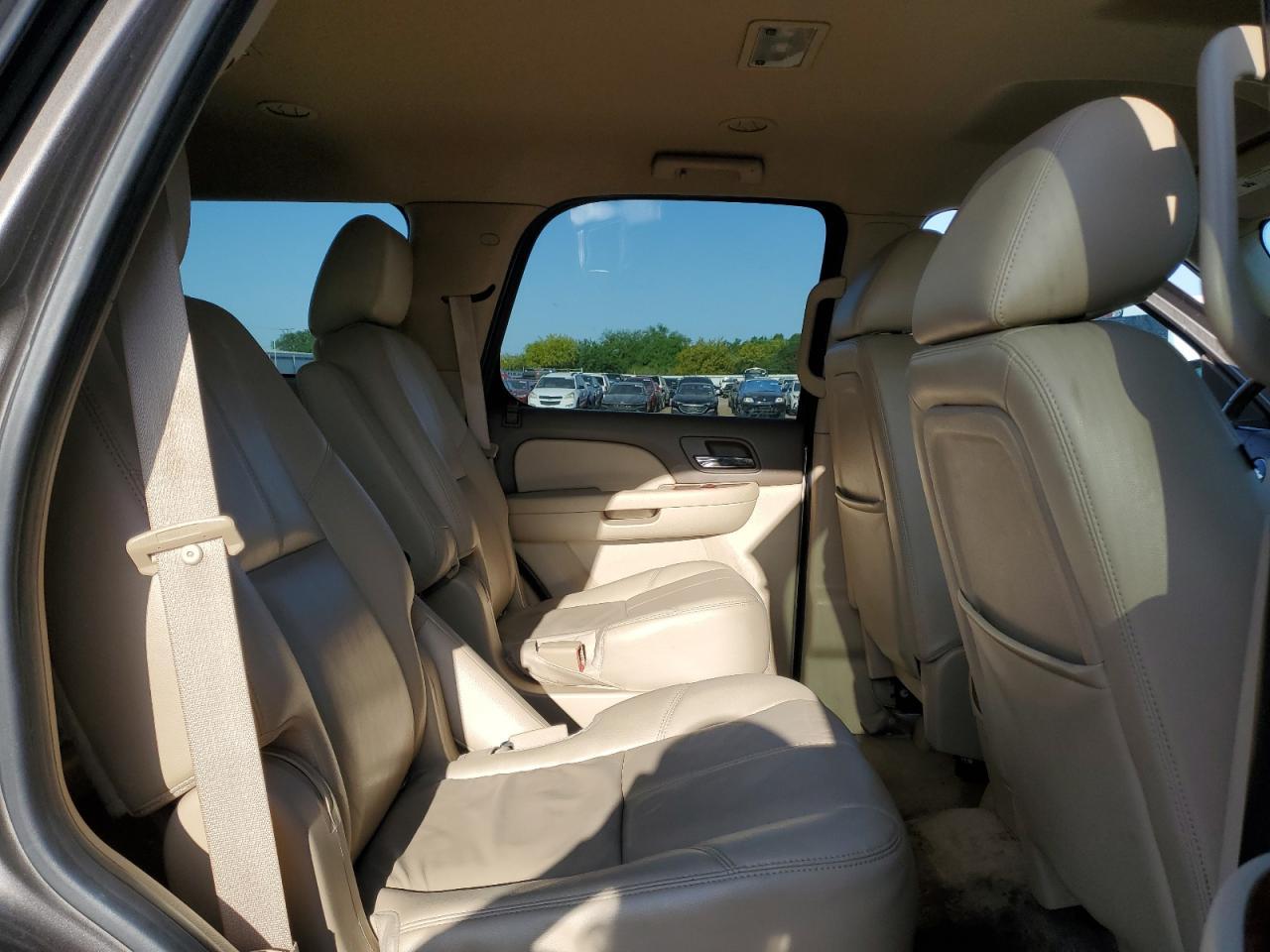 2012 CHEVROLET Tahoe