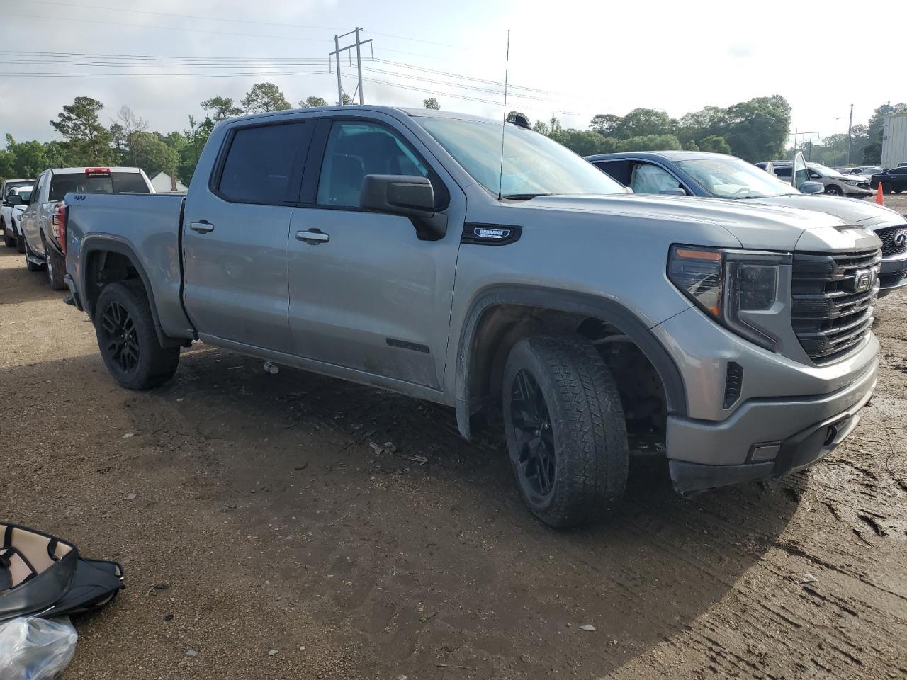 2024 GMC Sierra
