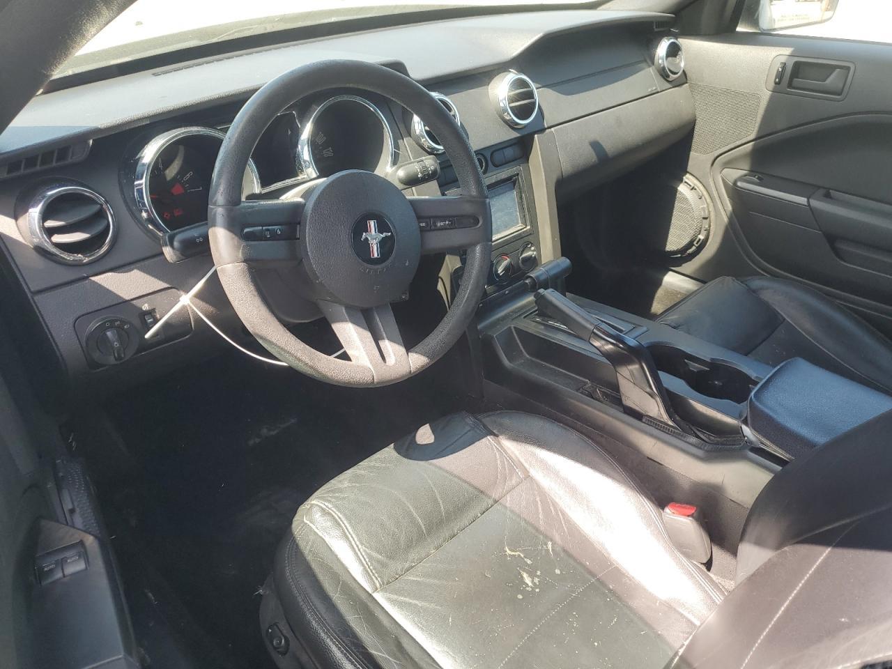 2005 FORD MUSTANG