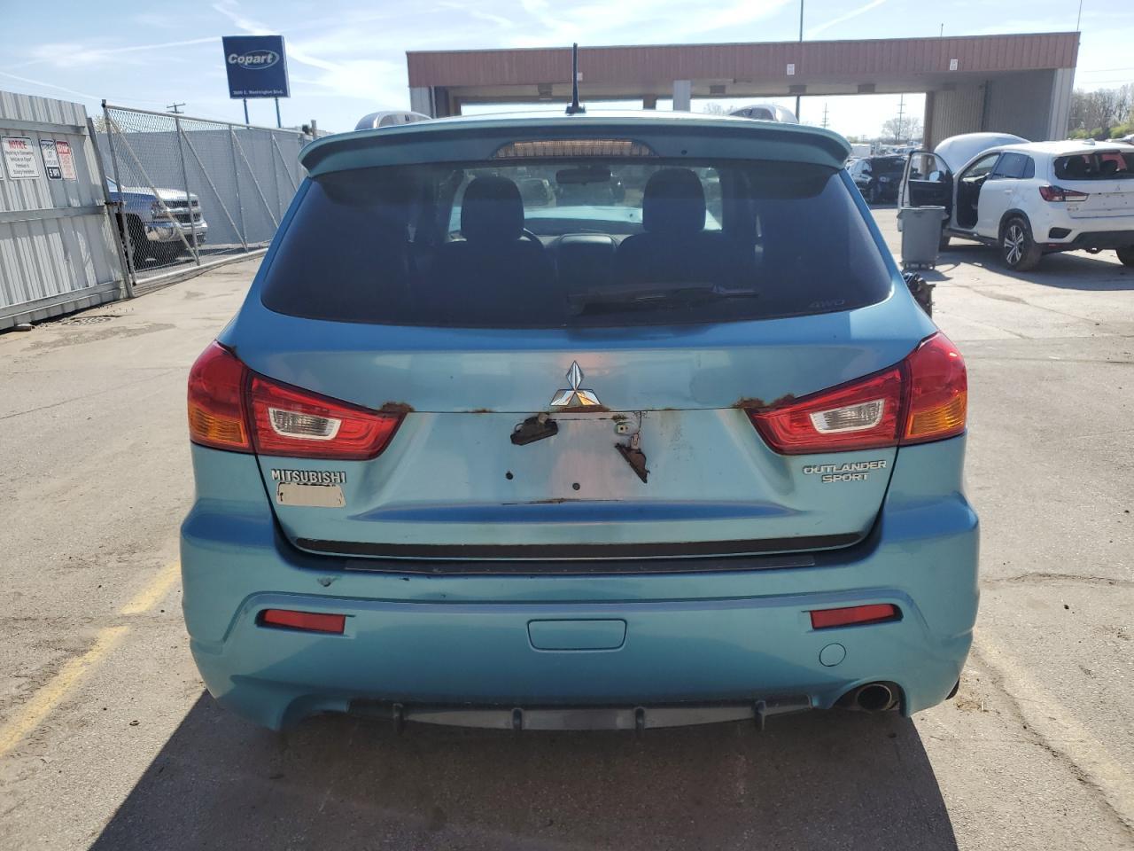 2011 MITSUBISHI outlander