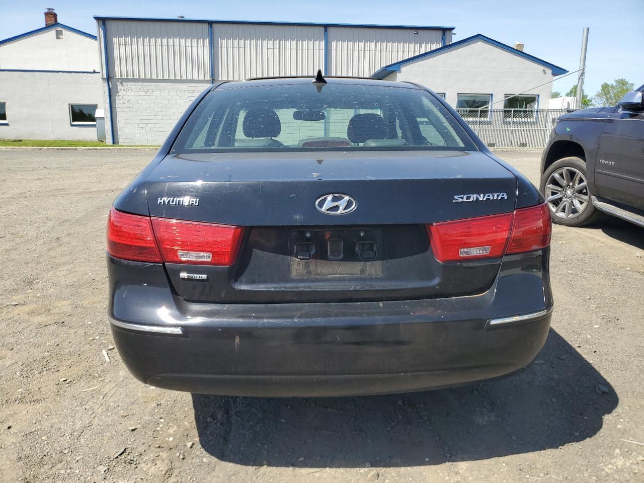 2010 HYUNDAI SONATA