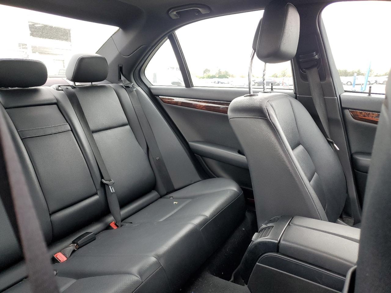2012 MERCEDES-BENZ C-CLASS