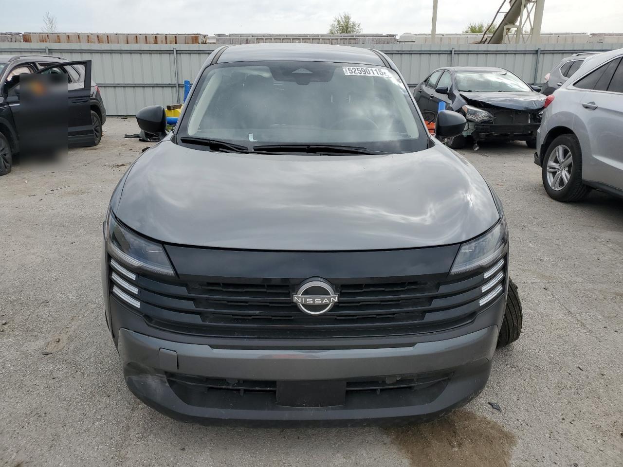 2025 NISSAN KICKS
