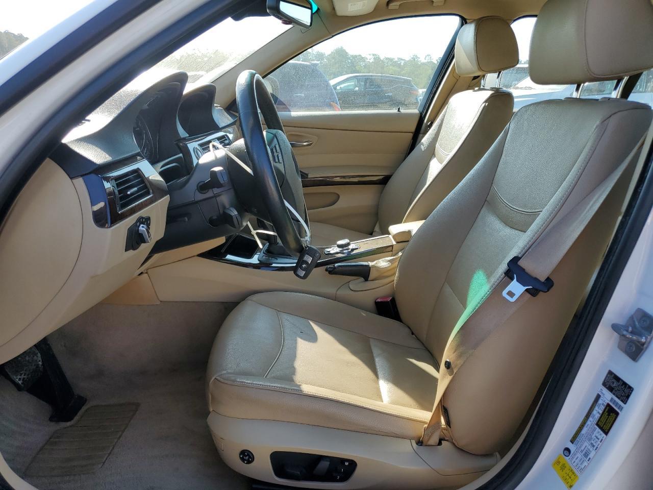 2010 BMW 3 SERIES